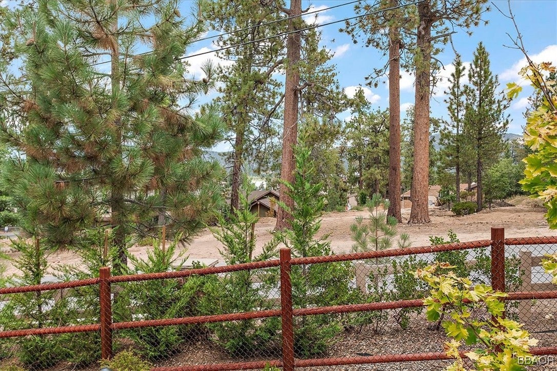 Big Bear Lake, California, 92315, United States, ,3 BathroomsBathrooms,Residential,Active,1823949