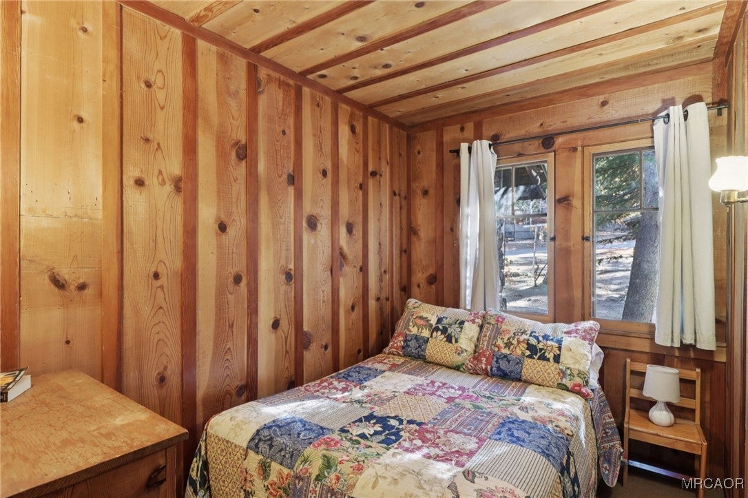 Big Bear Lake, California, 92315, United States, 4 Bedrooms Bedrooms, ,4 BathroomsBathrooms,Residential,Active,1988473