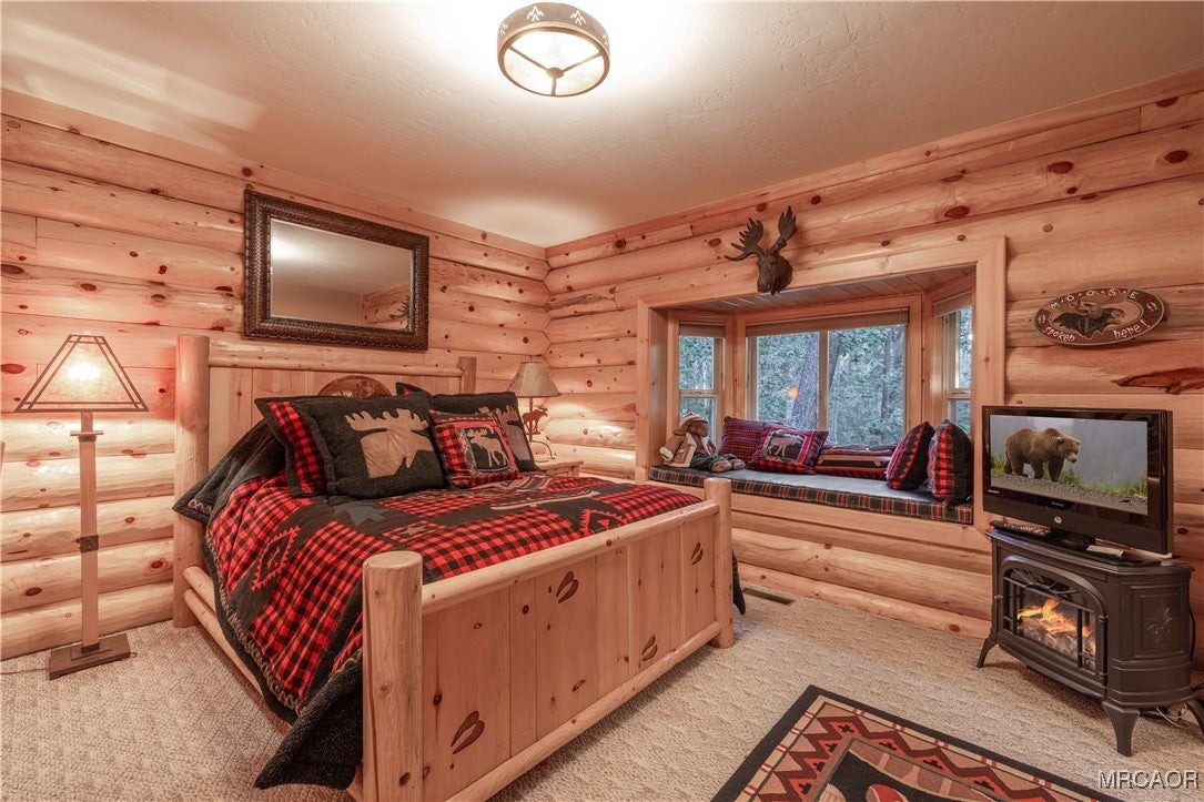 Big Bear Lake, California, 92315, United States, 4 Bedrooms Bedrooms, ,3 BathroomsBathrooms,Residential,Active,1933894