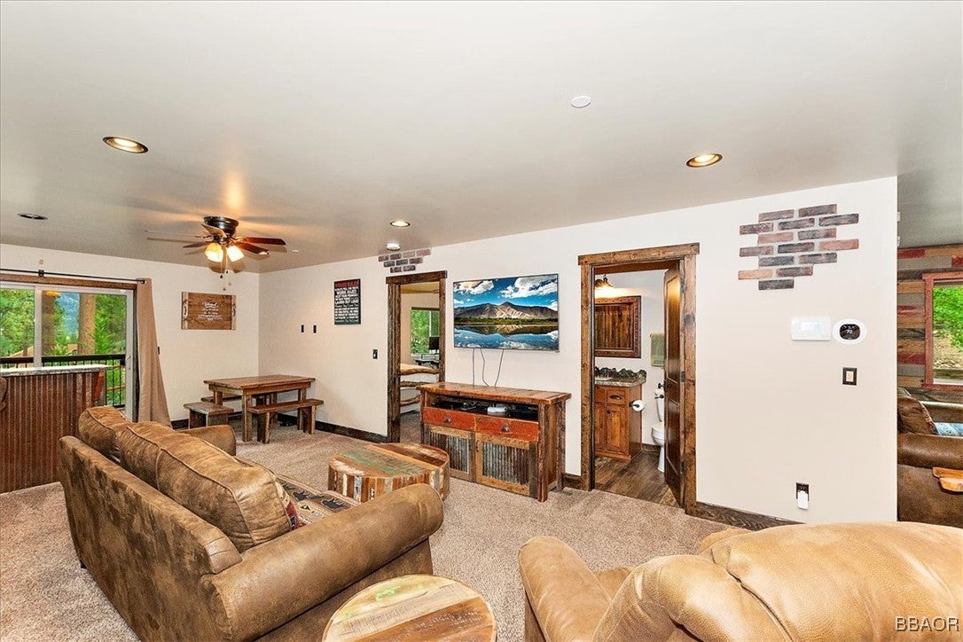 Big Bear Lake, California, 92315, United States, ,3 BathroomsBathrooms,Residential,Active,1823949