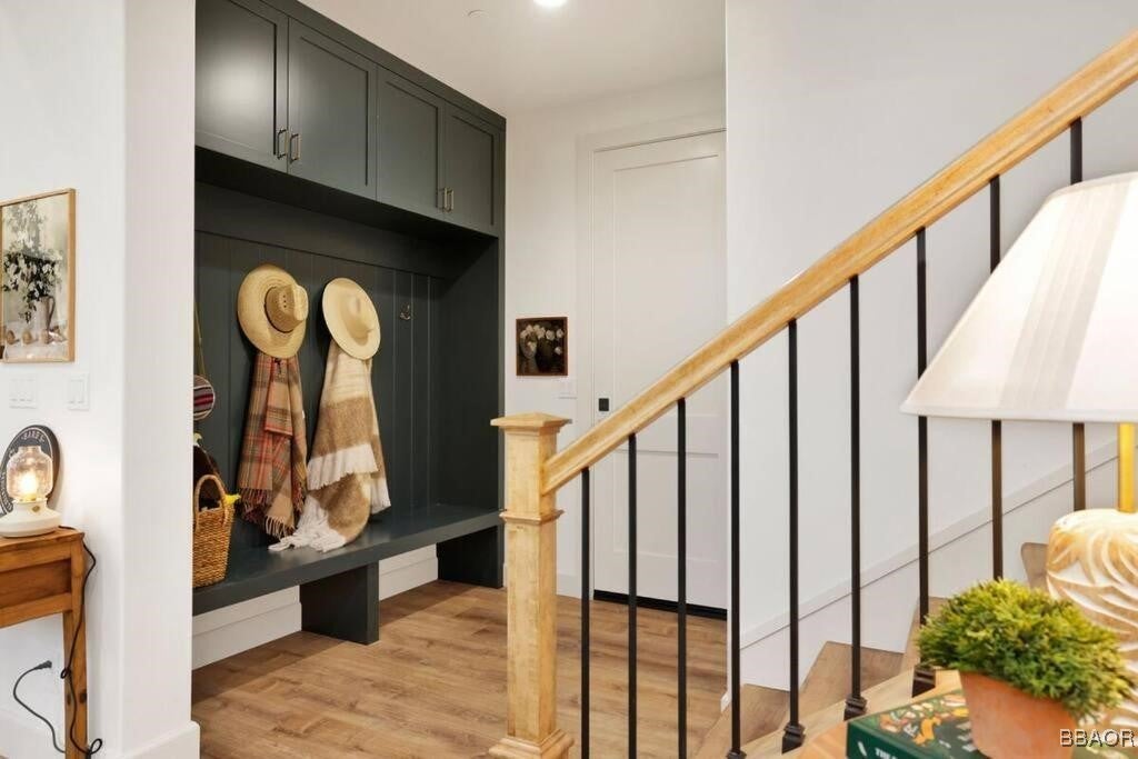 Big Bear Lake, California, 92315, United States, 4 Bedrooms Bedrooms, ,4 BathroomsBathrooms,Residential,Active,1841308