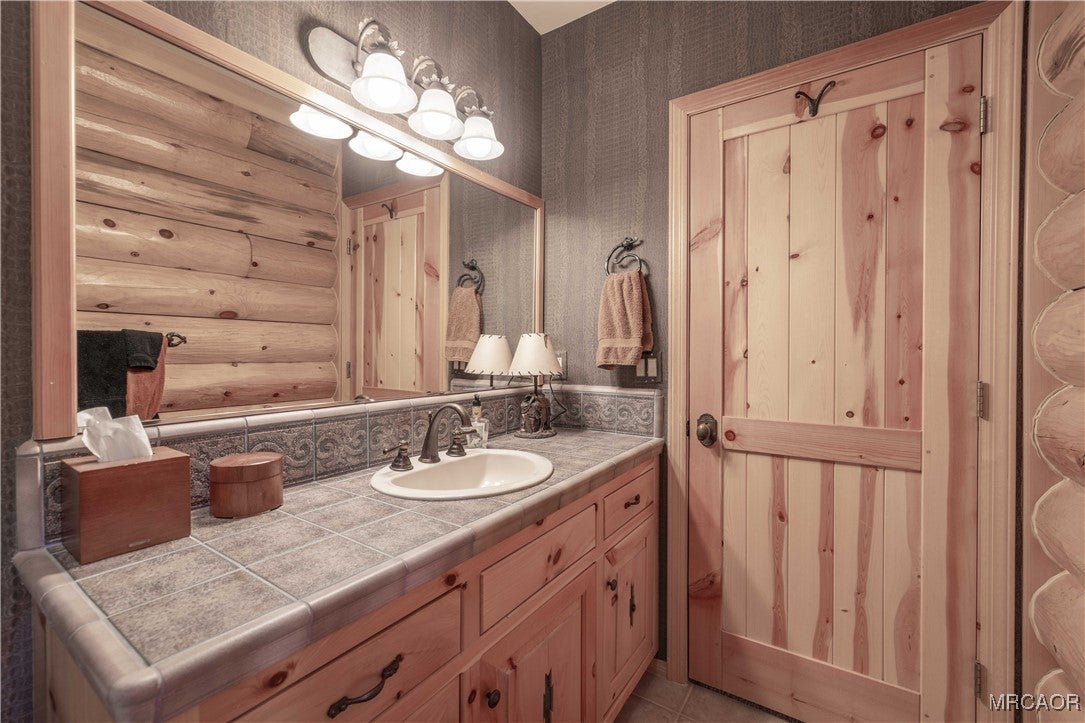 Big Bear Lake, California, 92315, United States, 4 Bedrooms Bedrooms, ,3 BathroomsBathrooms,Residential,Active,1933894