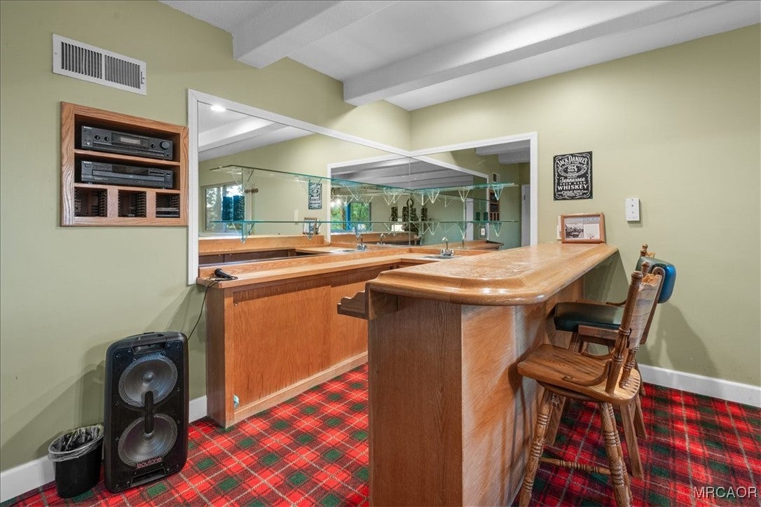 Lake Arrowhead, California, 92352, United States, 5 Bedrooms Bedrooms, ,3 BathroomsBathrooms,Residential,Active,1944014