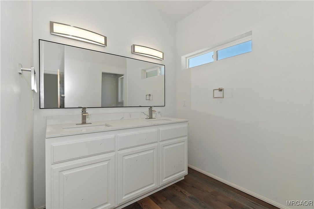 Big Bear City, California, 92314, United States, 7 Bedrooms Bedrooms, ,6 BathroomsBathrooms,Residential,Active,1998585