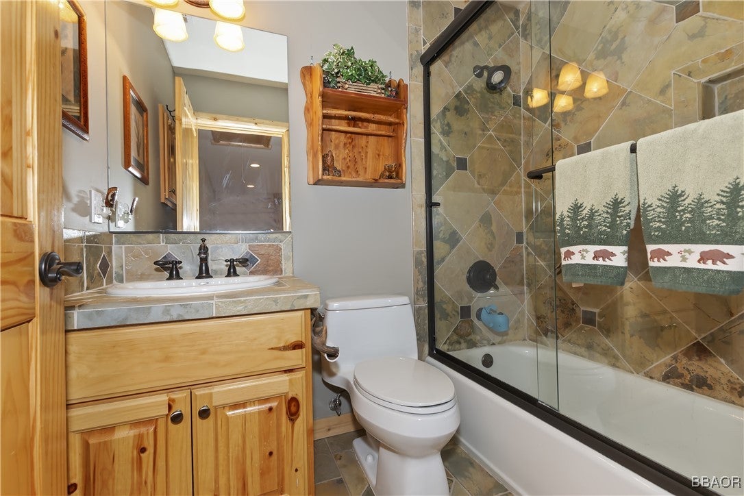 Big Bear Lake, California, 92315, United States, 4 Bedrooms Bedrooms, ,4 BathroomsBathrooms,Residential,Active,1905091