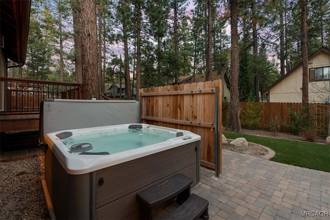 Big Bear Lake, California, 92315, United States, 3 Bedrooms Bedrooms, ,4 BathroomsBathrooms,Residential,Active,1961946