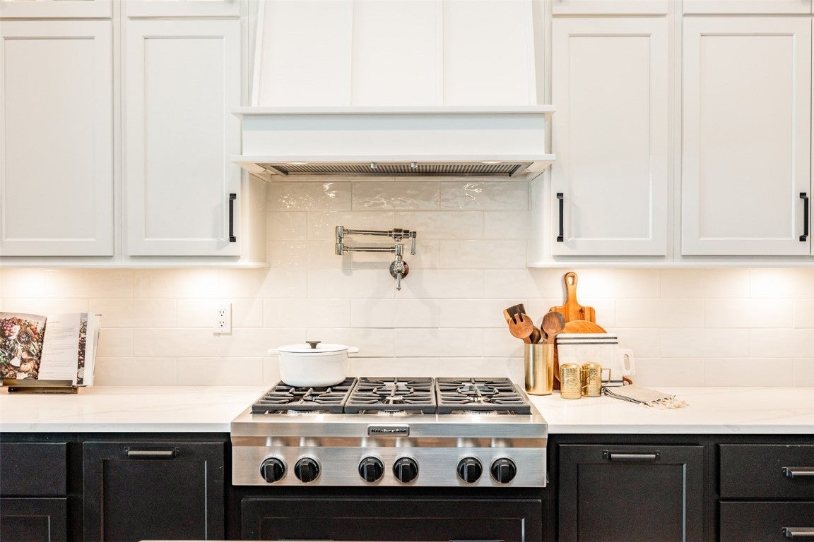 Swisher, Iowa, 52338, United States, 3 Bedrooms Bedrooms, ,3 BathroomsBathrooms,Residential,Active,1993685