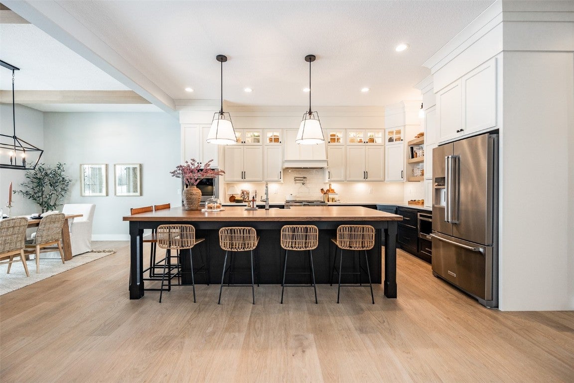 Swisher, Iowa, 52338, United States, 3 Bedrooms Bedrooms, ,3 BathroomsBathrooms,Residential,Active,1993685