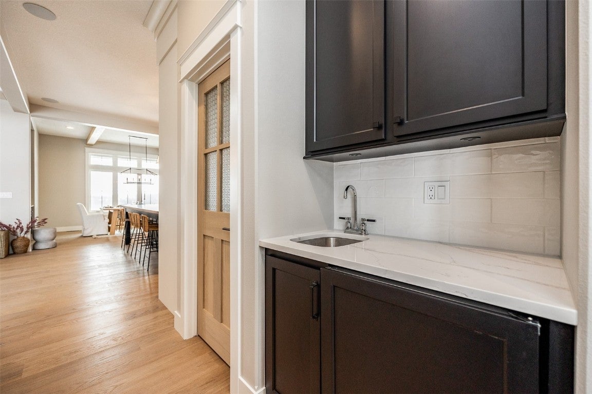 Swisher, Iowa, 52338, United States, 3 Bedrooms Bedrooms, ,3 BathroomsBathrooms,Residential,Active,1993685