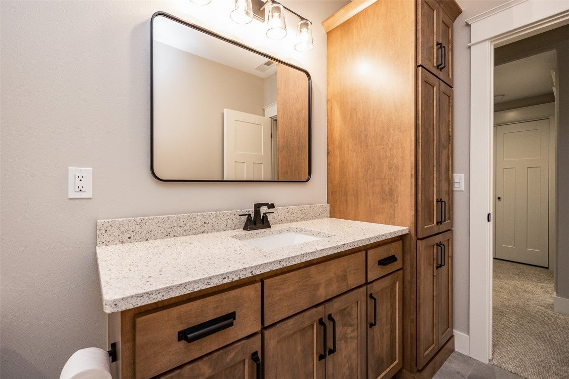 Swisher, Iowa, 52338, United States, 3 Bedrooms Bedrooms, ,3 BathroomsBathrooms,Residential,Active,1993685