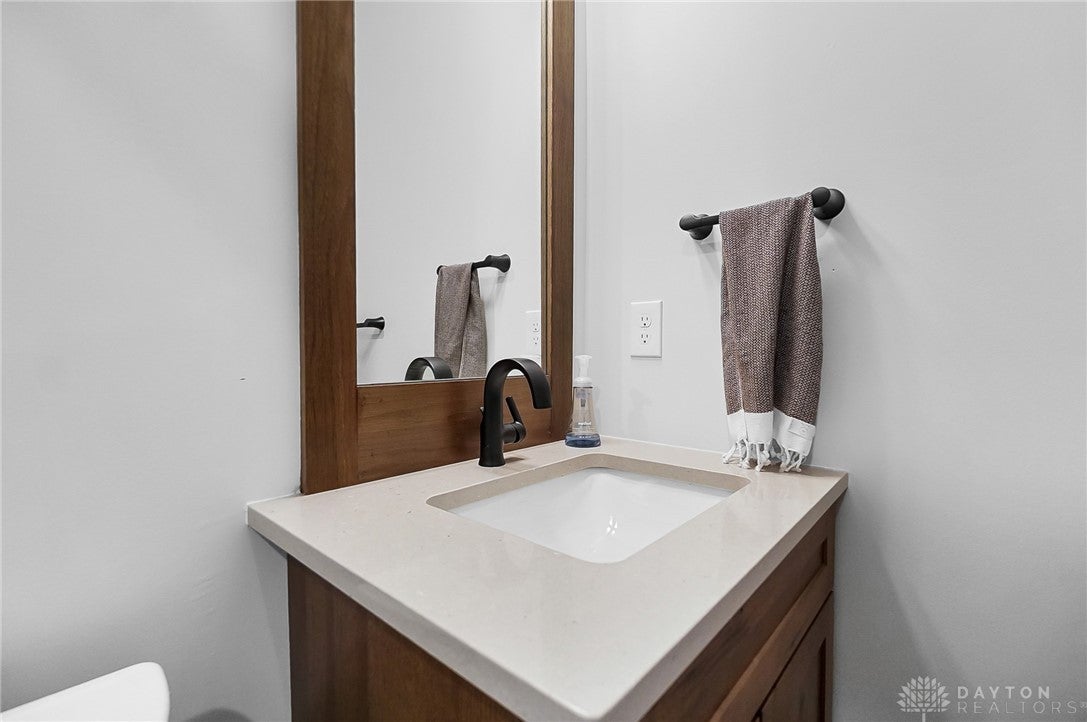 Cincinnati, Ohio, 45202, United States, 3 Bedrooms Bedrooms, ,4 BathroomsBathrooms,Residential,Active,1834477