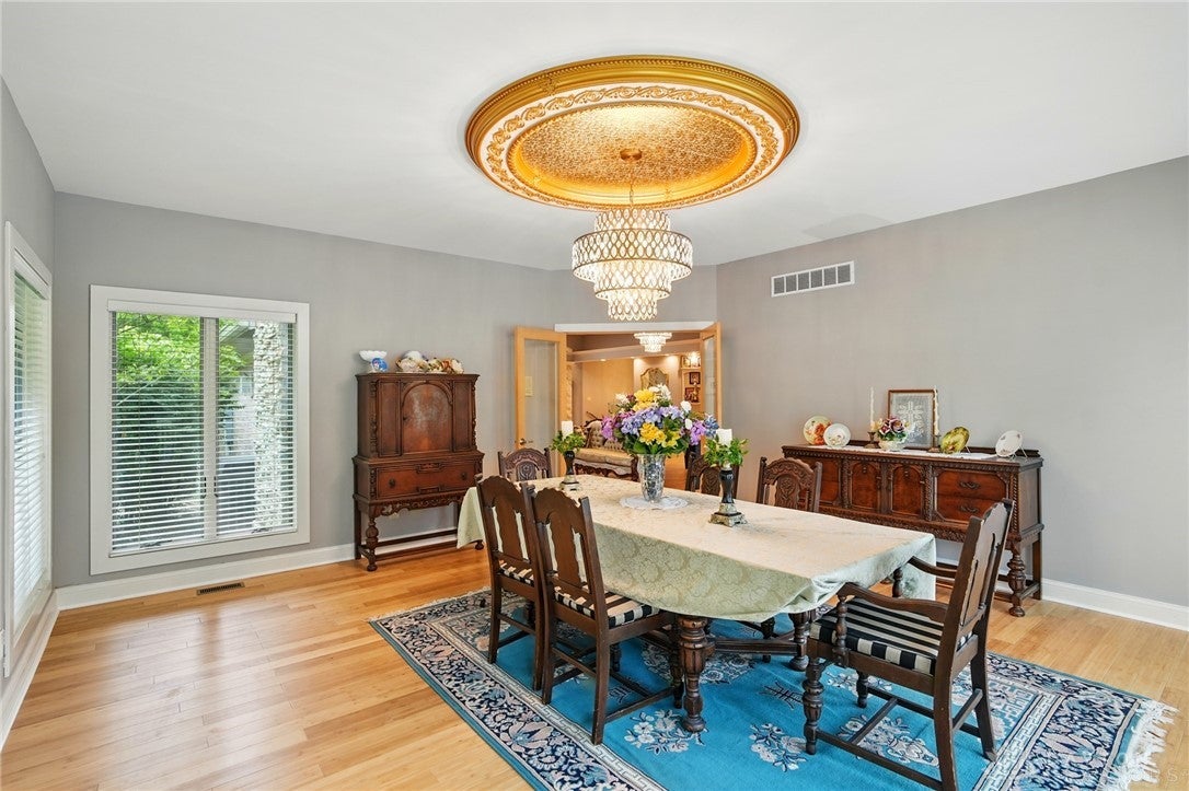 South Lebanon, Ohio, 45065, United States, 4 Bedrooms Bedrooms, ,5 BathroomsBathrooms,Residential,Active,1973369