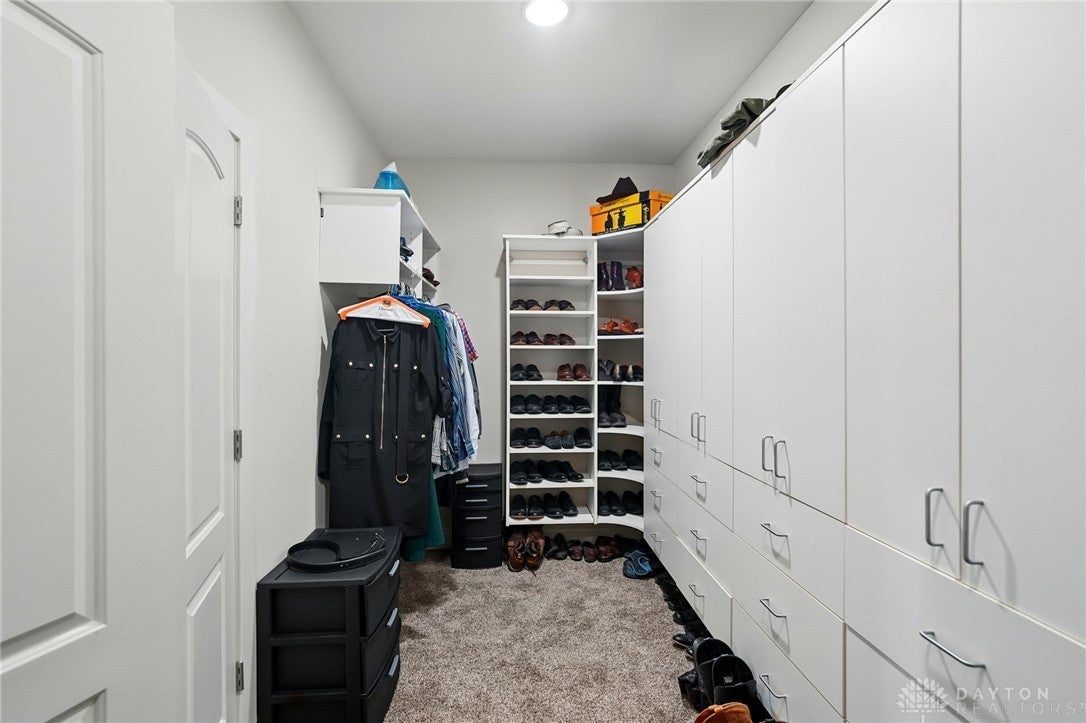 South Lebanon, Ohio, 45065, United States, 4 Bedrooms Bedrooms, ,5 BathroomsBathrooms,Residential,Active,1973369