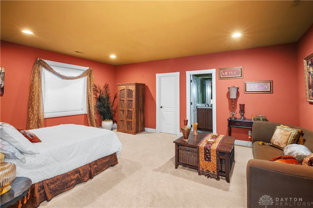 Lebanon, Ohio, 45036, United States, 6 Bedrooms Bedrooms, ,6 BathroomsBathrooms,Residential,Active,1987225