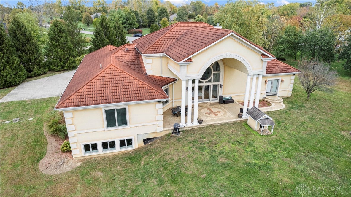 Lebanon, Ohio, 45036, United States, 6 Bedrooms Bedrooms, ,6 BathroomsBathrooms,Residential,Active,1987225