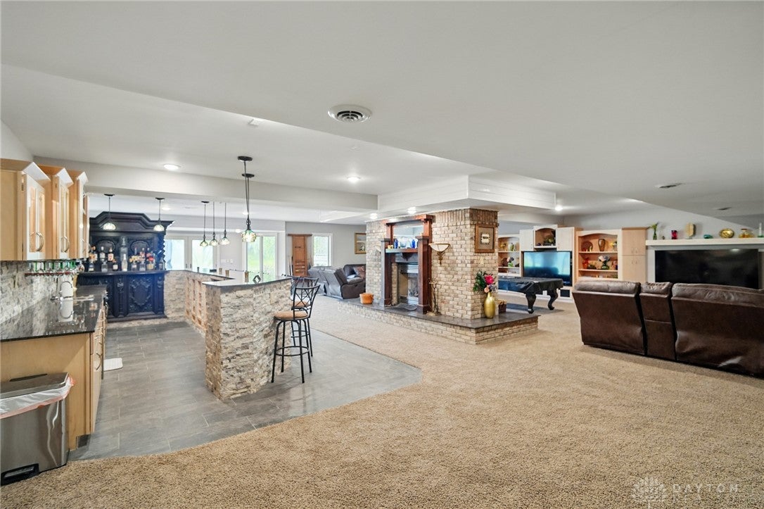 South Lebanon, Ohio, 45065, United States, 4 Bedrooms Bedrooms, ,5 BathroomsBathrooms,Residential,Active,1973369