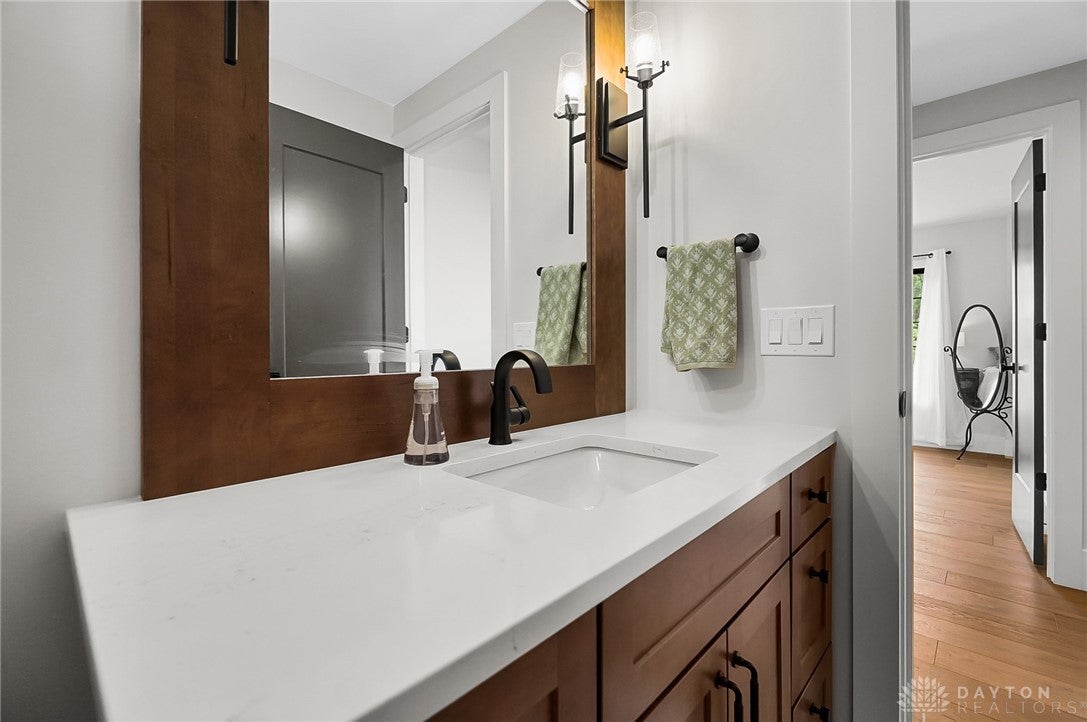 Cincinnati, Ohio, 45202, United States, 3 Bedrooms Bedrooms, ,4 BathroomsBathrooms,Residential,Active,1834477