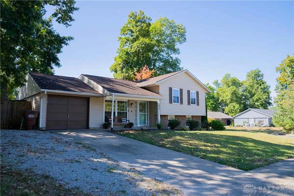 425 TAMARACK TRL, SPRINGBORO, OH 45066, photo 2 of 43