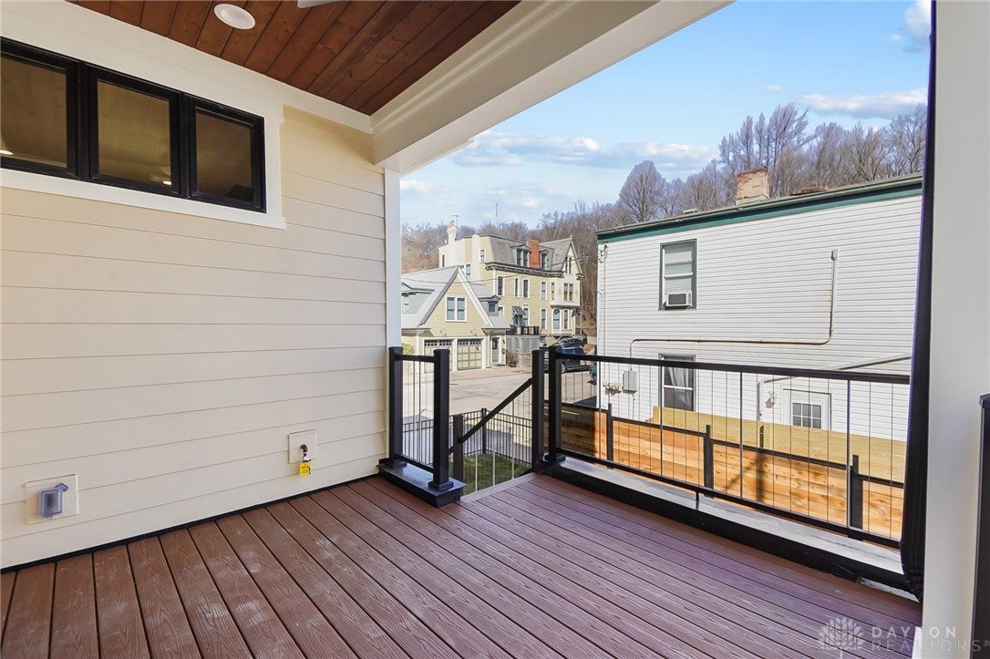 Cincinnati, Ohio, 45202, United States, 3 Bedrooms Bedrooms, ,4 BathroomsBathrooms,Residential,Active,1834477