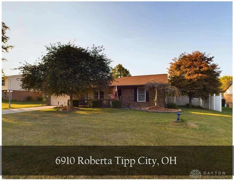 6910 ROBERTA DR, TIPP CITY, OH 45371, photo 1 of 35