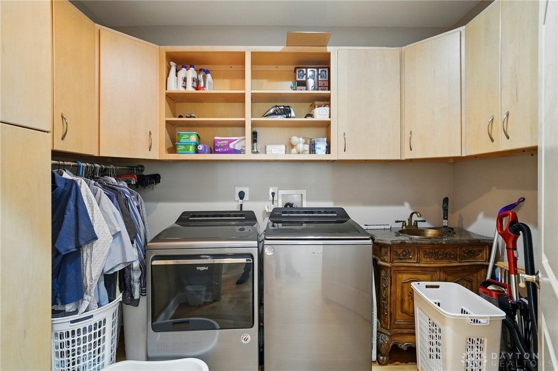 South Lebanon, Ohio, 45065, United States, 4 Bedrooms Bedrooms, ,5 BathroomsBathrooms,Residential,Active,1973369