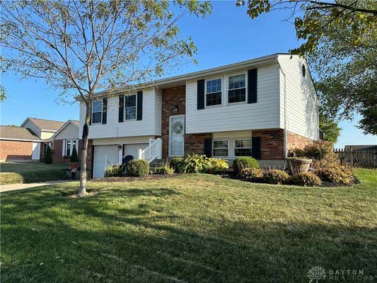 1032 NEWPARK DR, ENGLEWOOD, OH 45322 - Image 1