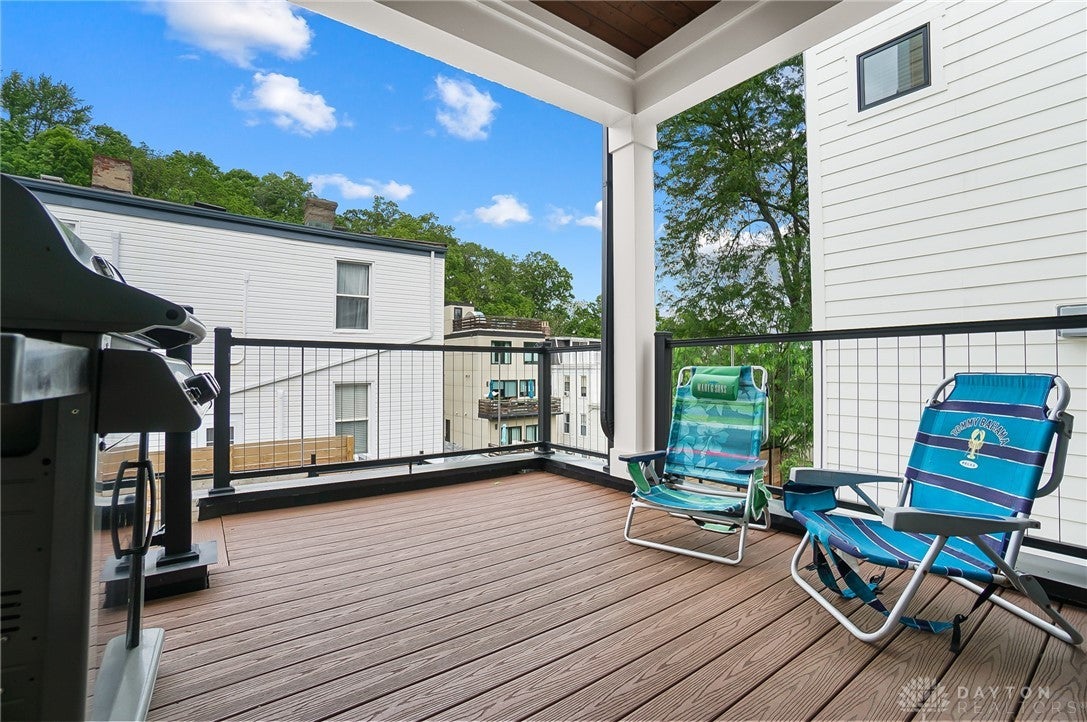 Cincinnati, Ohio, 45202, United States, 3 Bedrooms Bedrooms, ,4 BathroomsBathrooms,Residential,Active,1834477