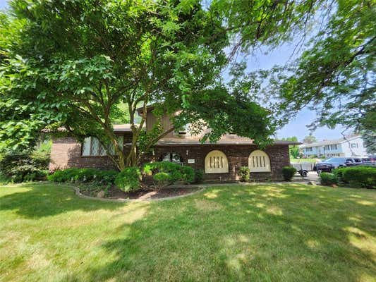 202 HARBOR RD, ERIE, PA 16511 - Image 1