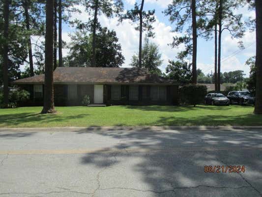 515 SUMMIT ST, WAYCROSS, GA 31501, photo 3 of 31