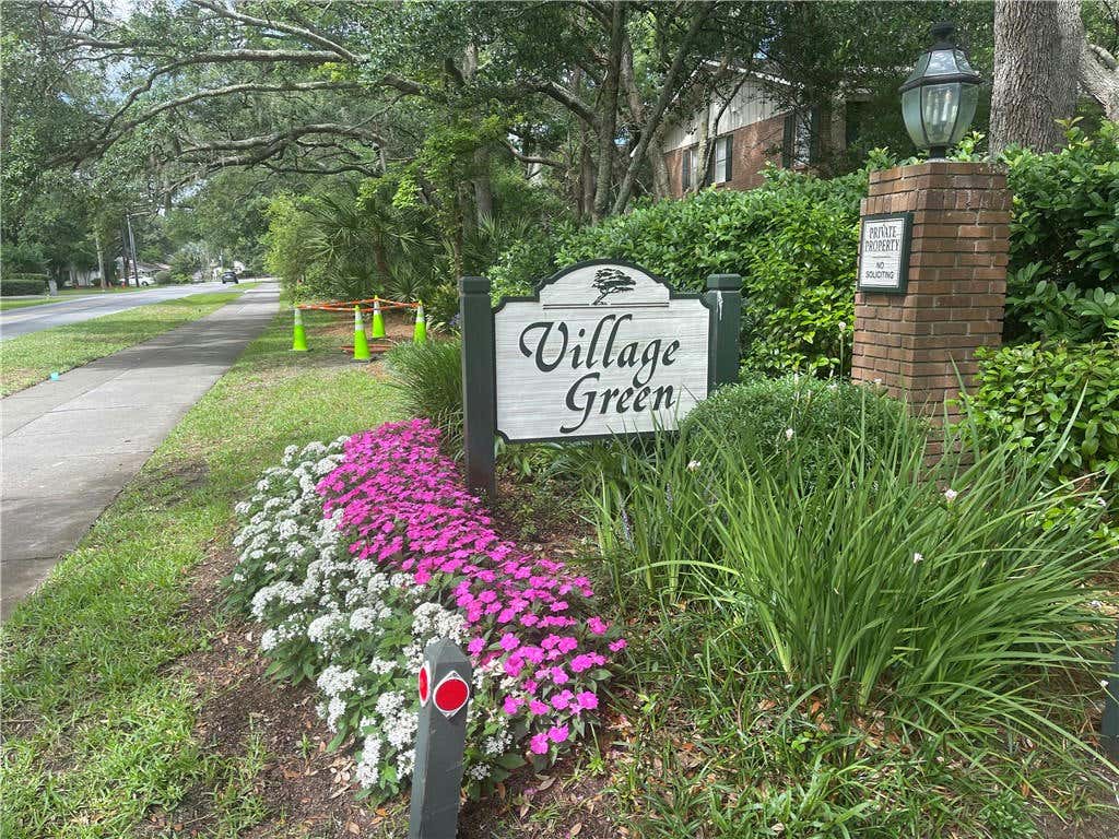 800 MALLERY ST APT 28, ST SIMONS ISLAND, GA 31522, photo 1 of 21