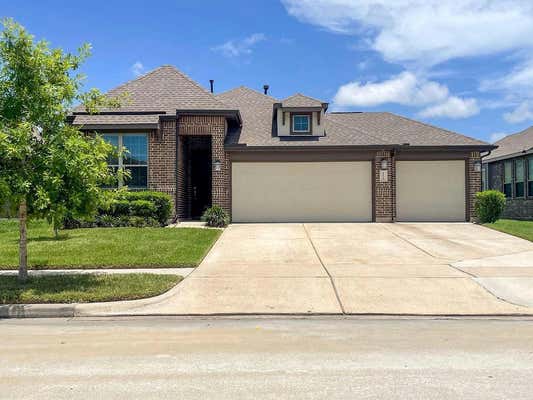 8419 HUNTERS CLIFF DR, BAYTOWN, TX 77521 - Image 1