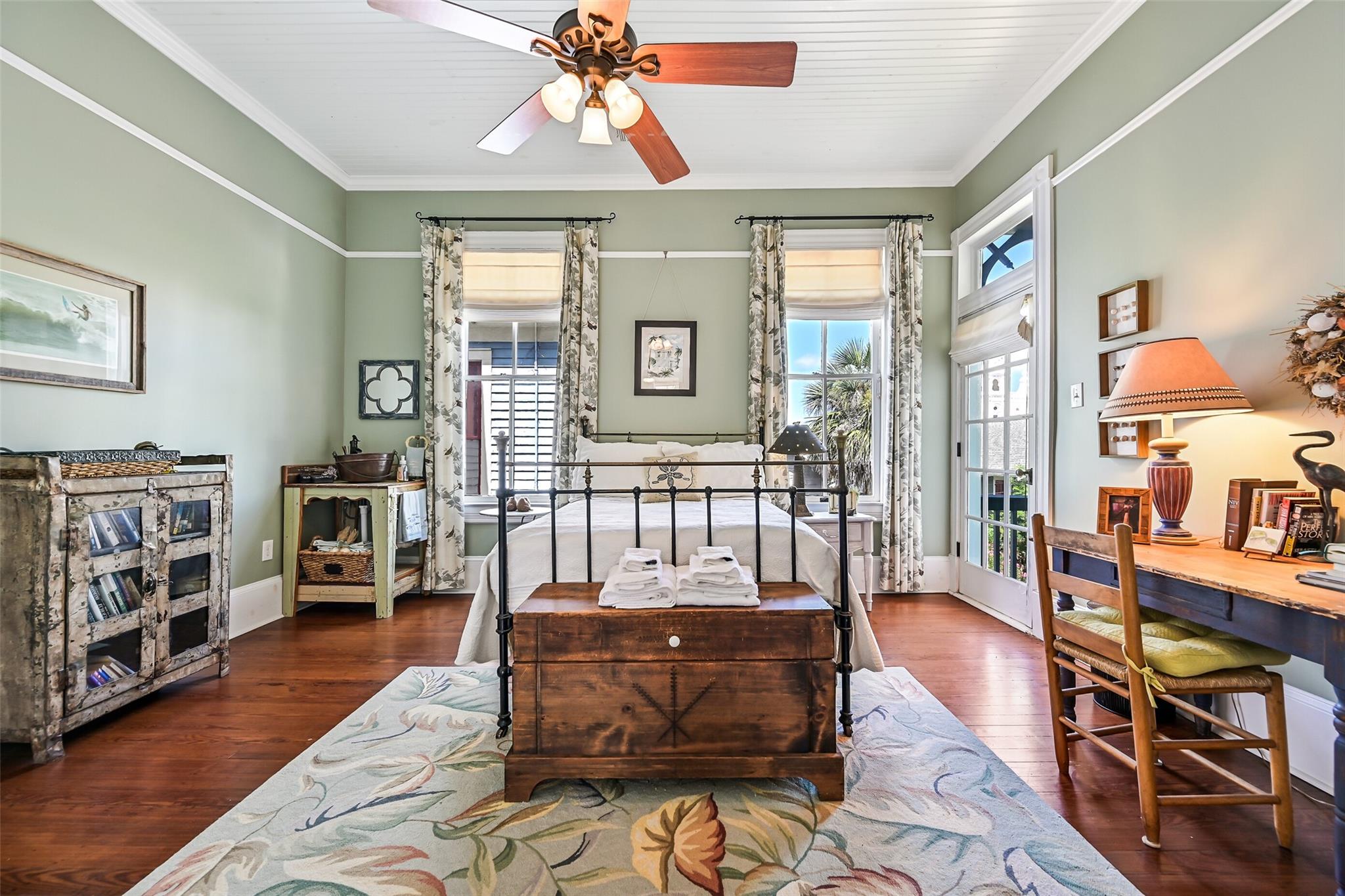 Galveston, Texas, 77550, United States, 6 Bedrooms Bedrooms, ,4 BathroomsBathrooms,Residential,Active,1899876