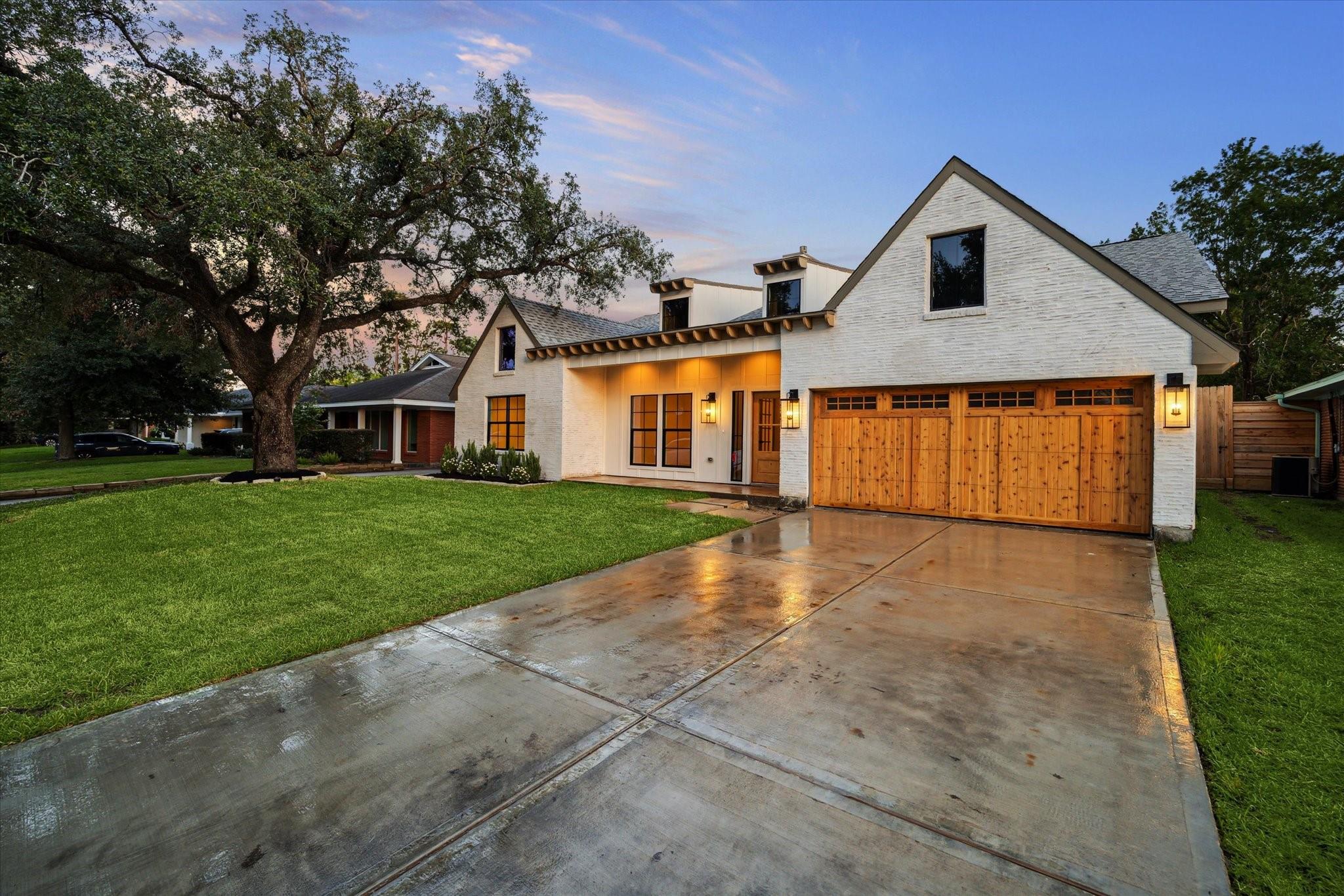 Houston, Texas, 77008, United States, 4 Bedrooms Bedrooms, ,4 BathroomsBathrooms,Residential,Active,2009832