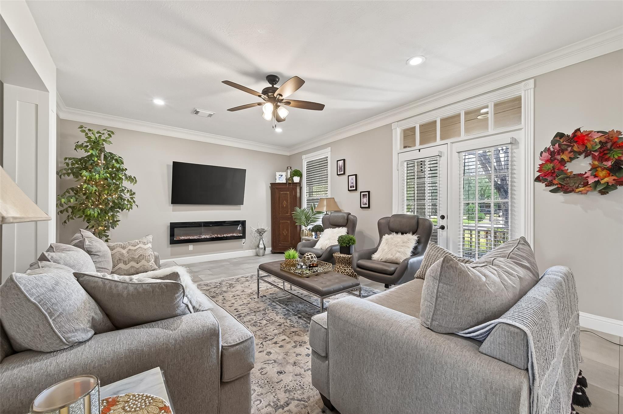 Cypress, Texas, 77433, United States, 5 Bedrooms Bedrooms, ,5 BathroomsBathrooms,Residential,Active,1998597