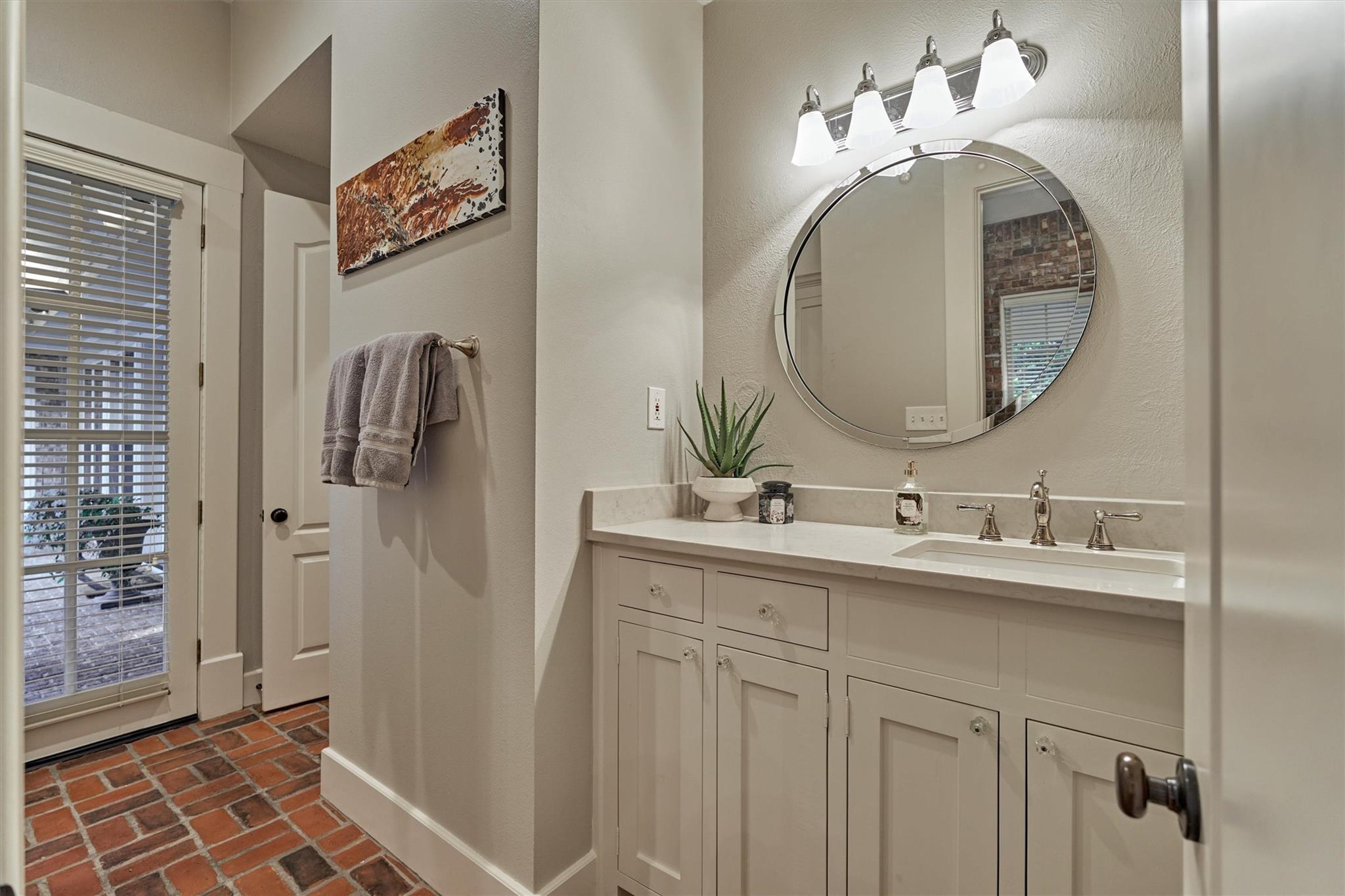 Conroe, Texas, 77384, United States, 4 Bedrooms Bedrooms, ,3 BathroomsBathrooms,Residential,Active,1967305