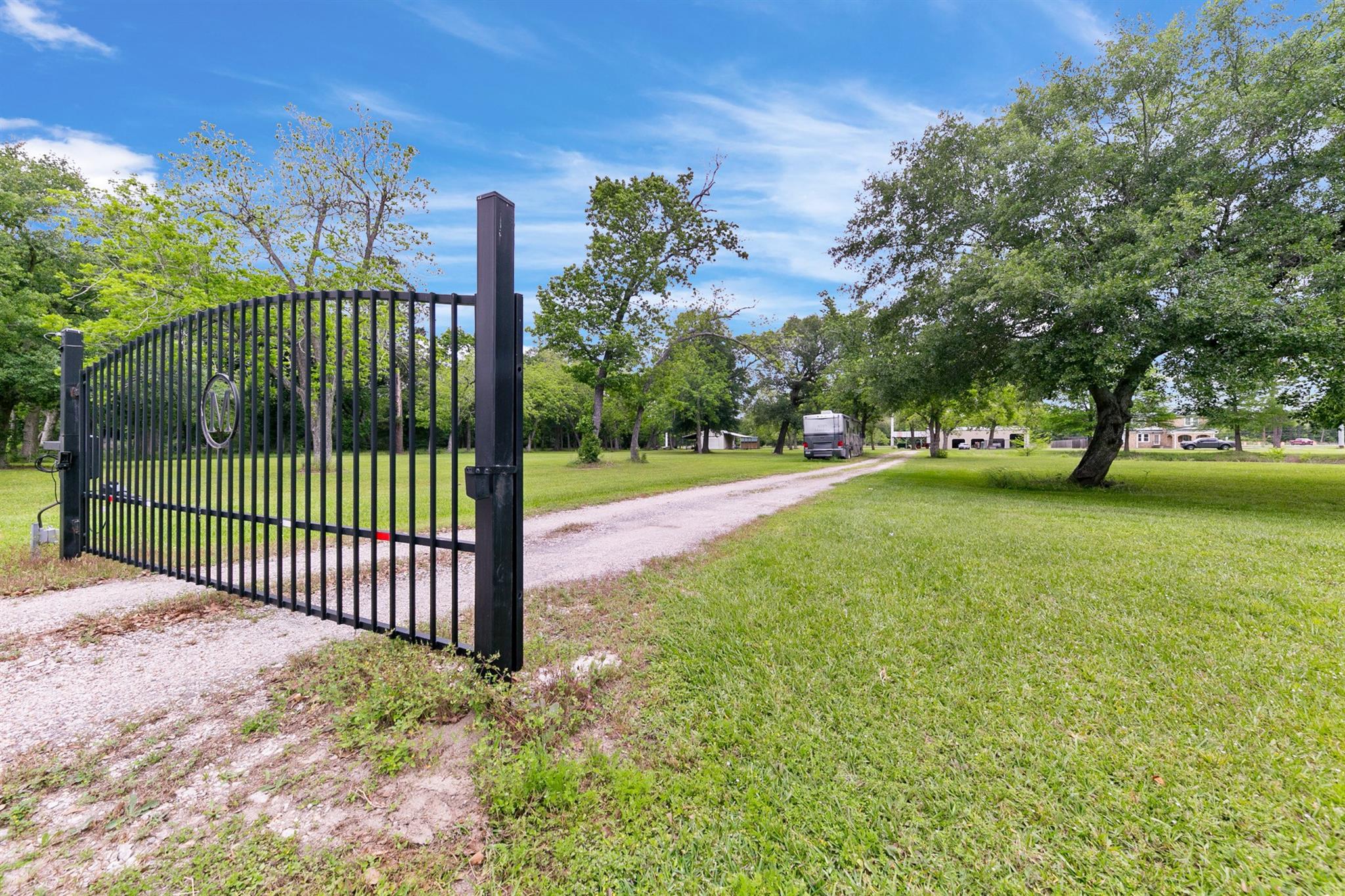 Highlands, Texas, 77562, United States, ,3 BathroomsBathrooms,Residential,Active,1780312