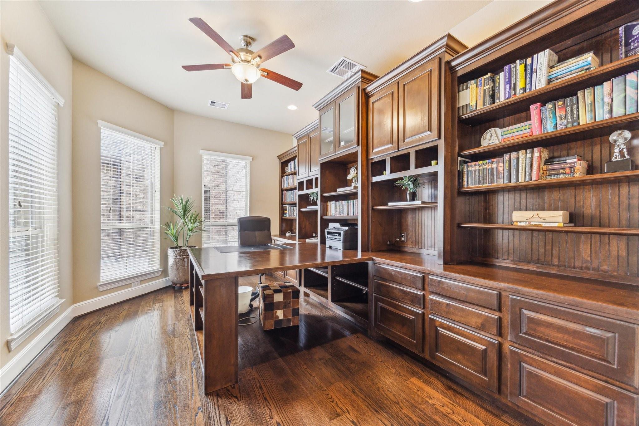 Sugar Land, Texas, 77479, United States, 5 Bedrooms Bedrooms, ,5 BathroomsBathrooms,Residential,Active,1871593