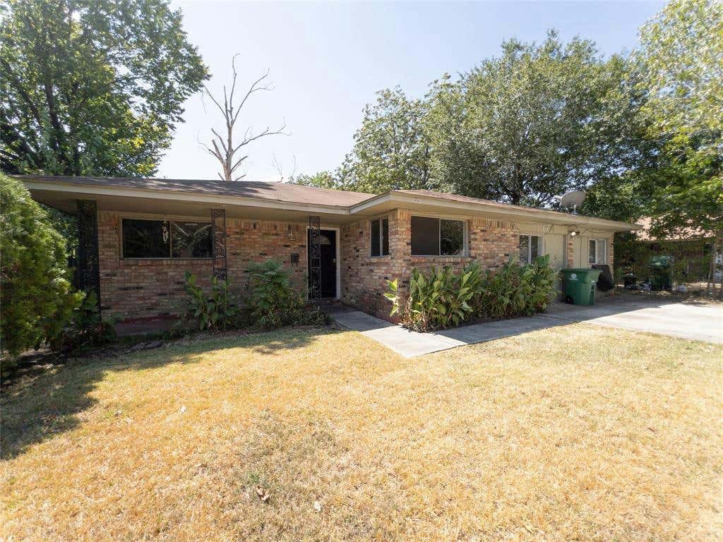 814 EASTLAKE ST, HOUSTON, TX 77034, photo 1 of 23