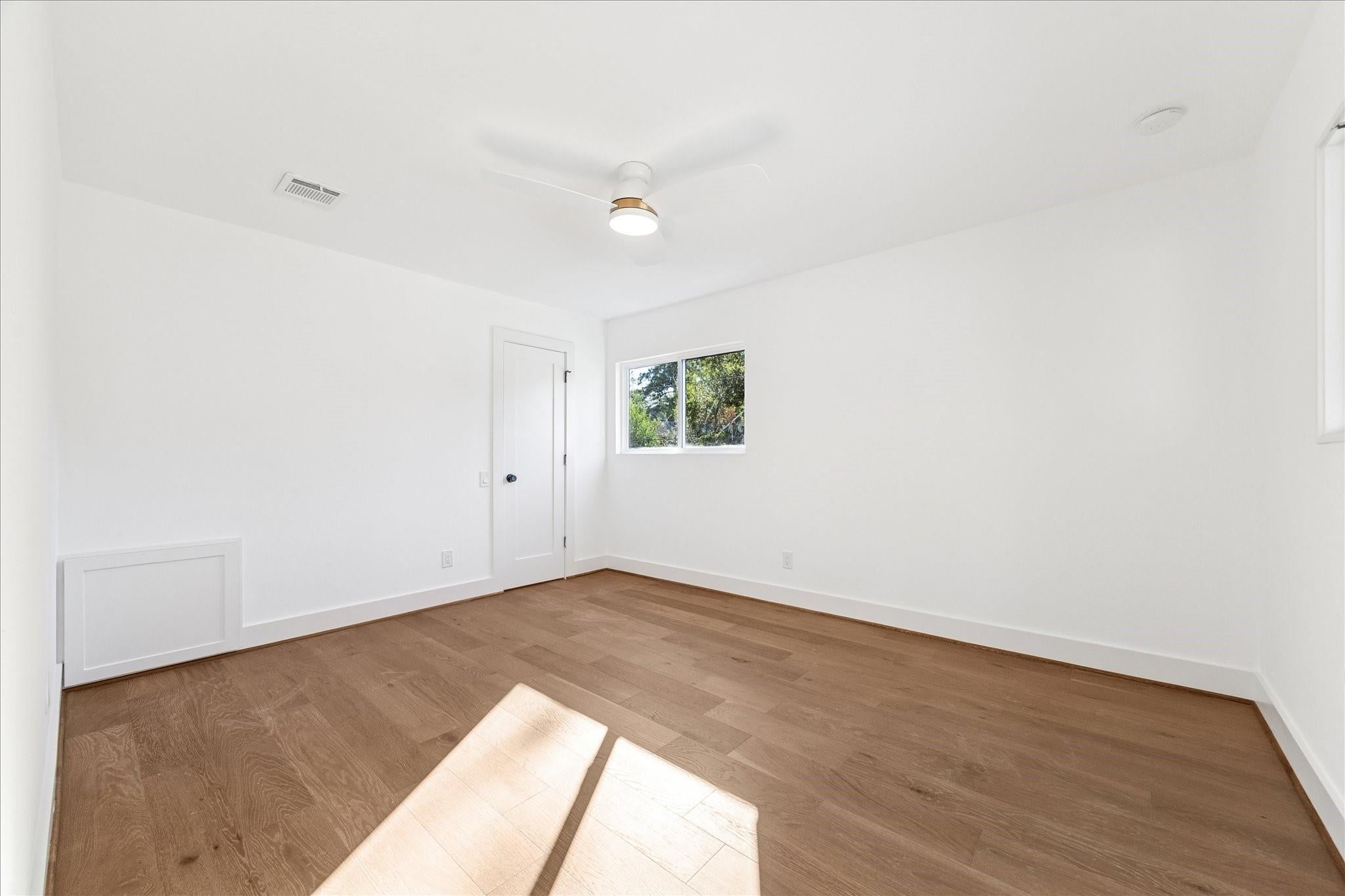 Houston, Texas, 77079, United States, 5 Bedrooms Bedrooms, ,4 BathroomsBathrooms,Residential,Active,1973310