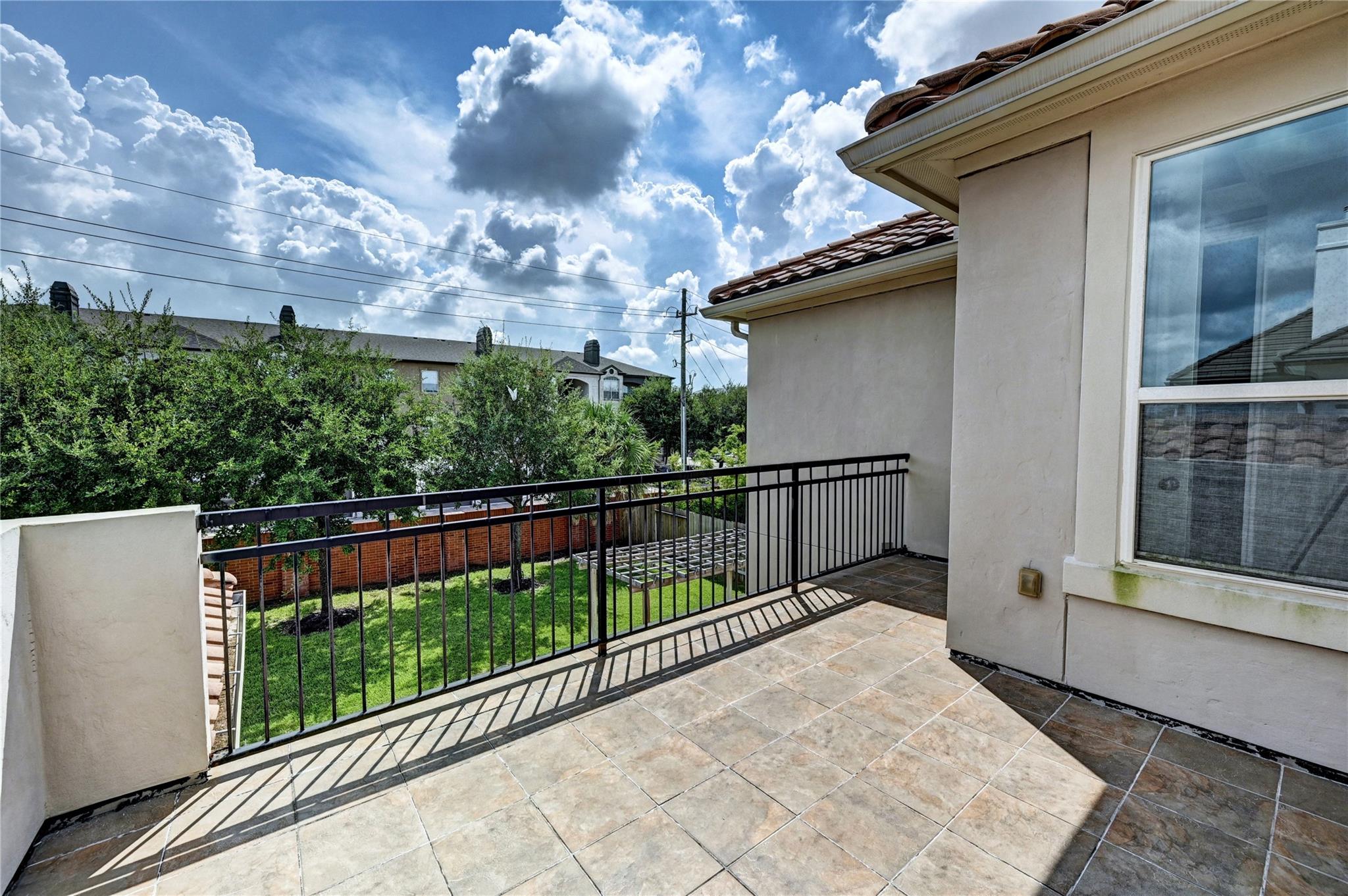 Houston, Texas, 77077, United States, 5 Bedrooms Bedrooms, ,5 BathroomsBathrooms,Residential,Active,1929700
