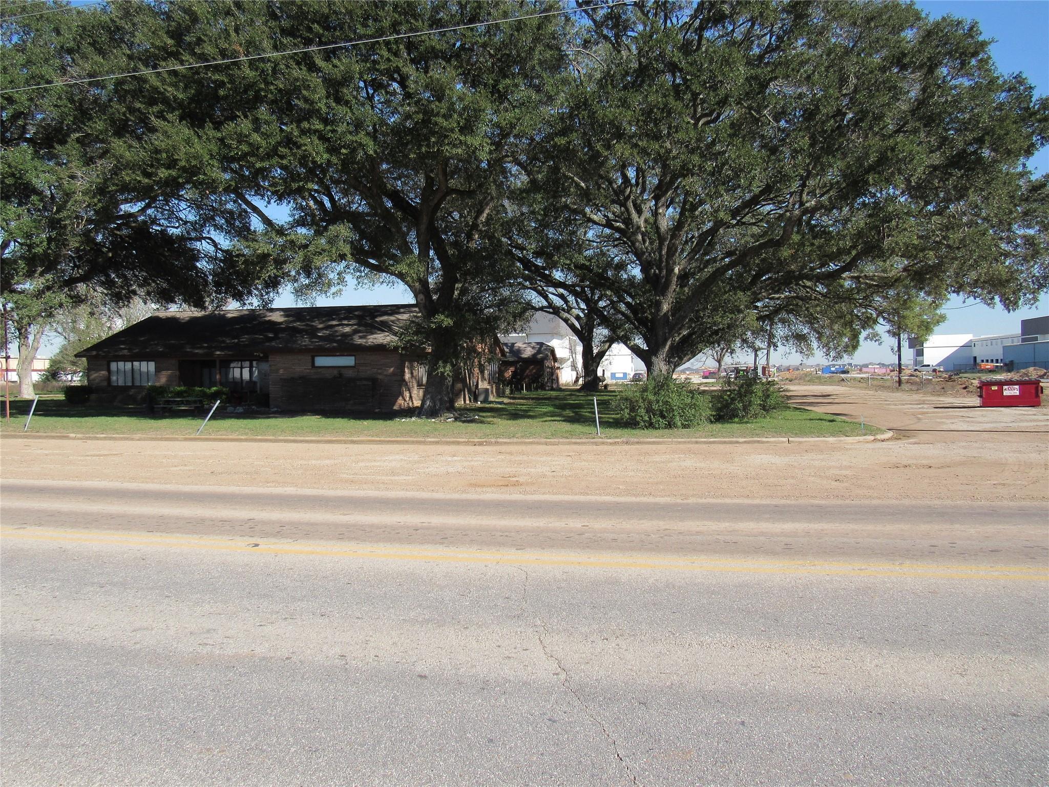 Brookshire, Texas, 77423, United States, 3 Bedrooms Bedrooms, ,3 BathroomsBathrooms,Residential,Active,2010550