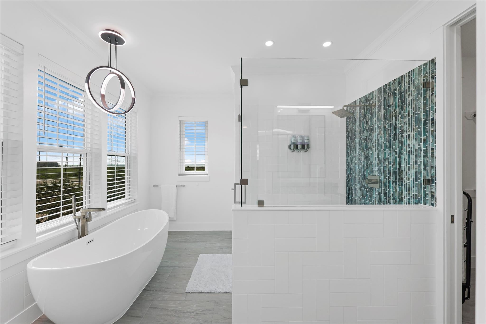 Galveston, Texas, 77554, United States, 4 Bedrooms Bedrooms, ,5 BathroomsBathrooms,Residential,Active,2007141