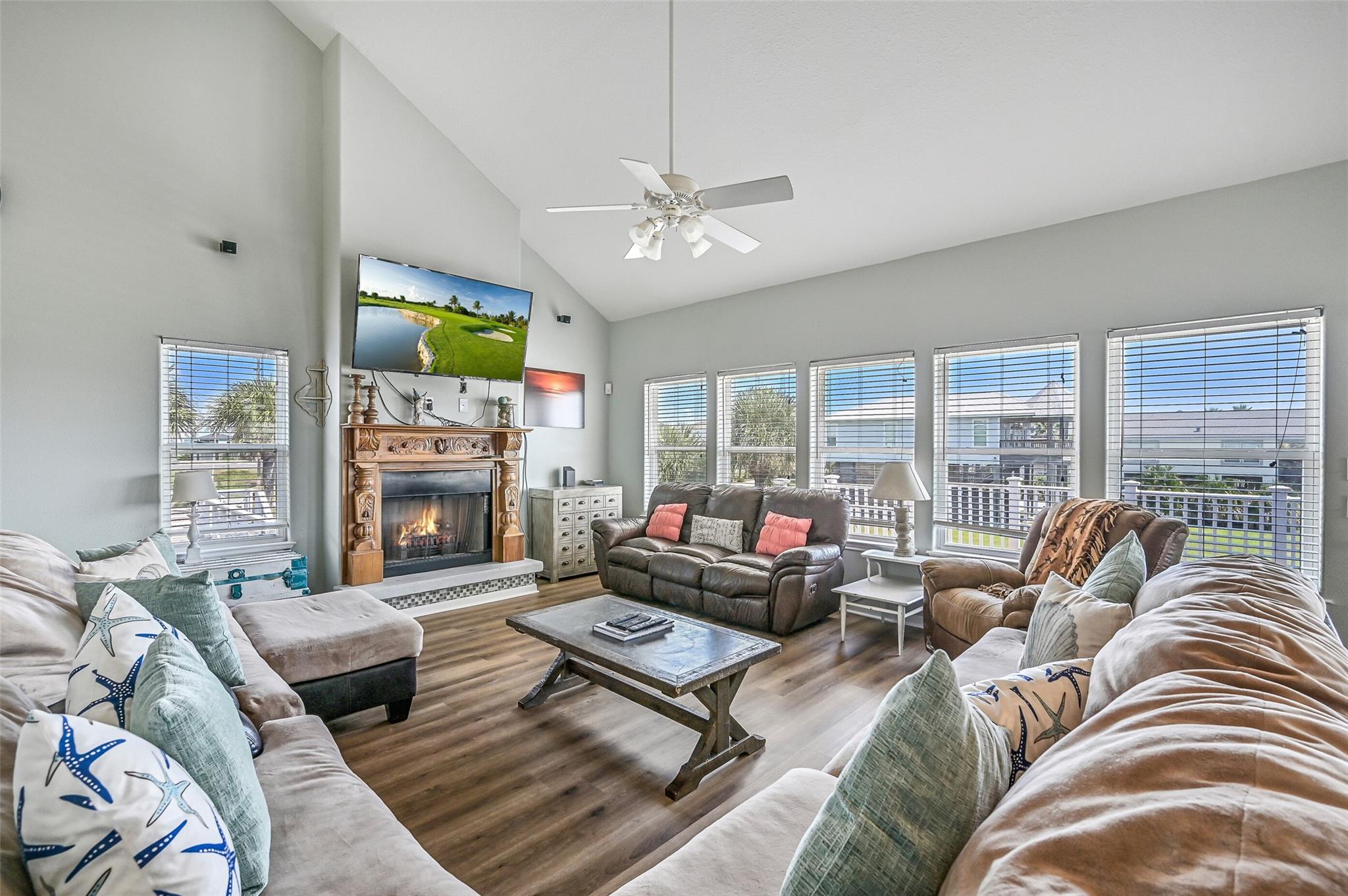 Galveston, Texas, 77554, United States, 4 Bedrooms Bedrooms, ,4 BathroomsBathrooms,Residential,Active,1954414