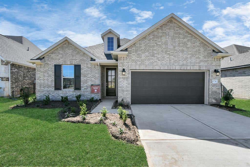 15746 ROSEMARY HILL LN, CONROE, TX 77302, photo 1 of 24