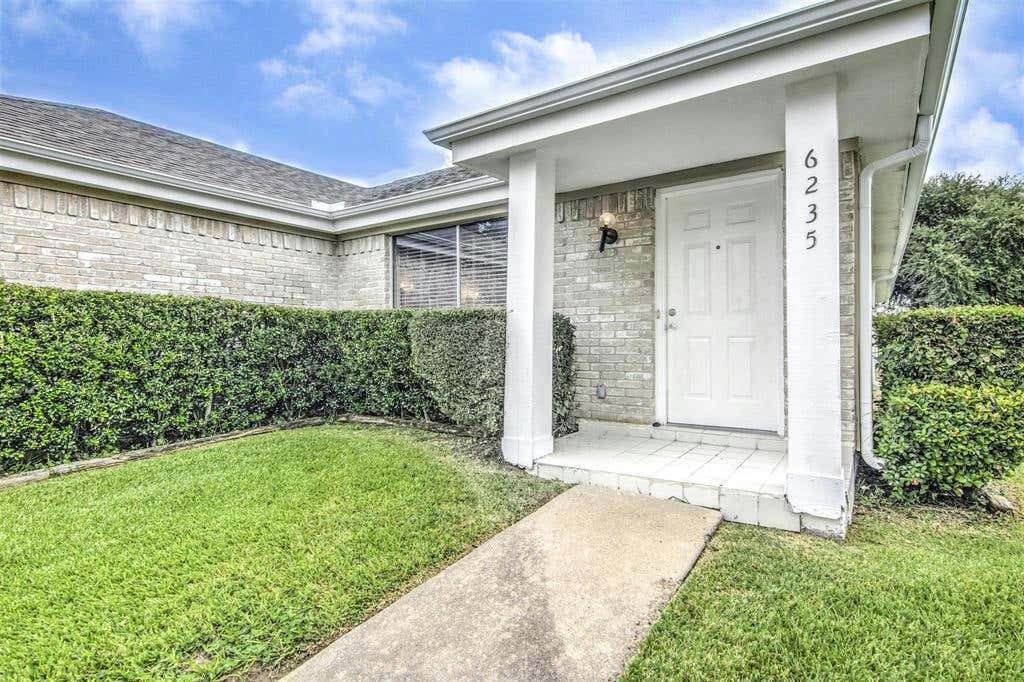 6235 HAVENDALE DR, HOUSTON, TX 77072, photo 1 of 18