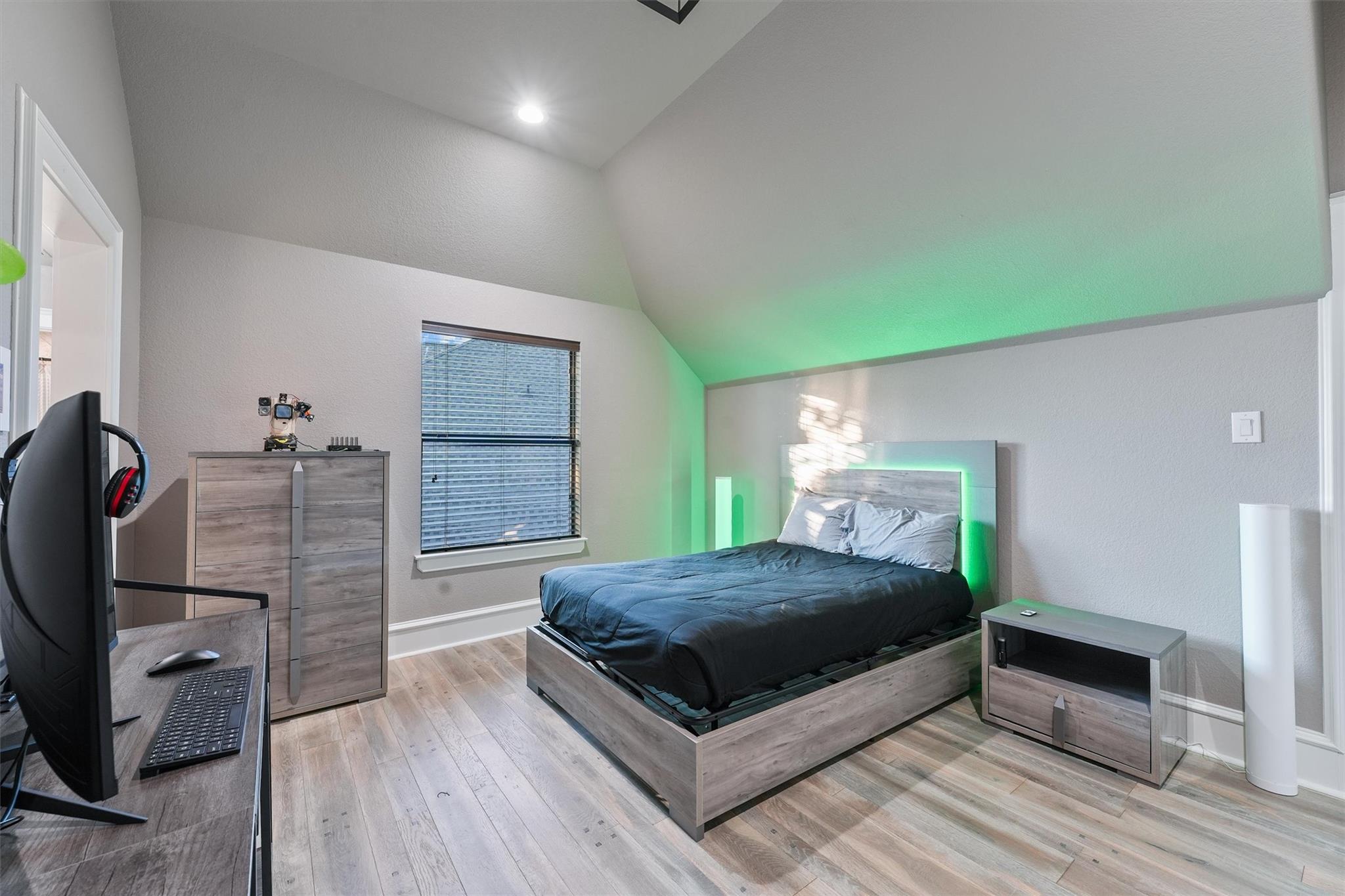 Spring, Texas, 77389, United States, 5 Bedrooms Bedrooms, ,5 BathroomsBathrooms,Residential,Active,1954014