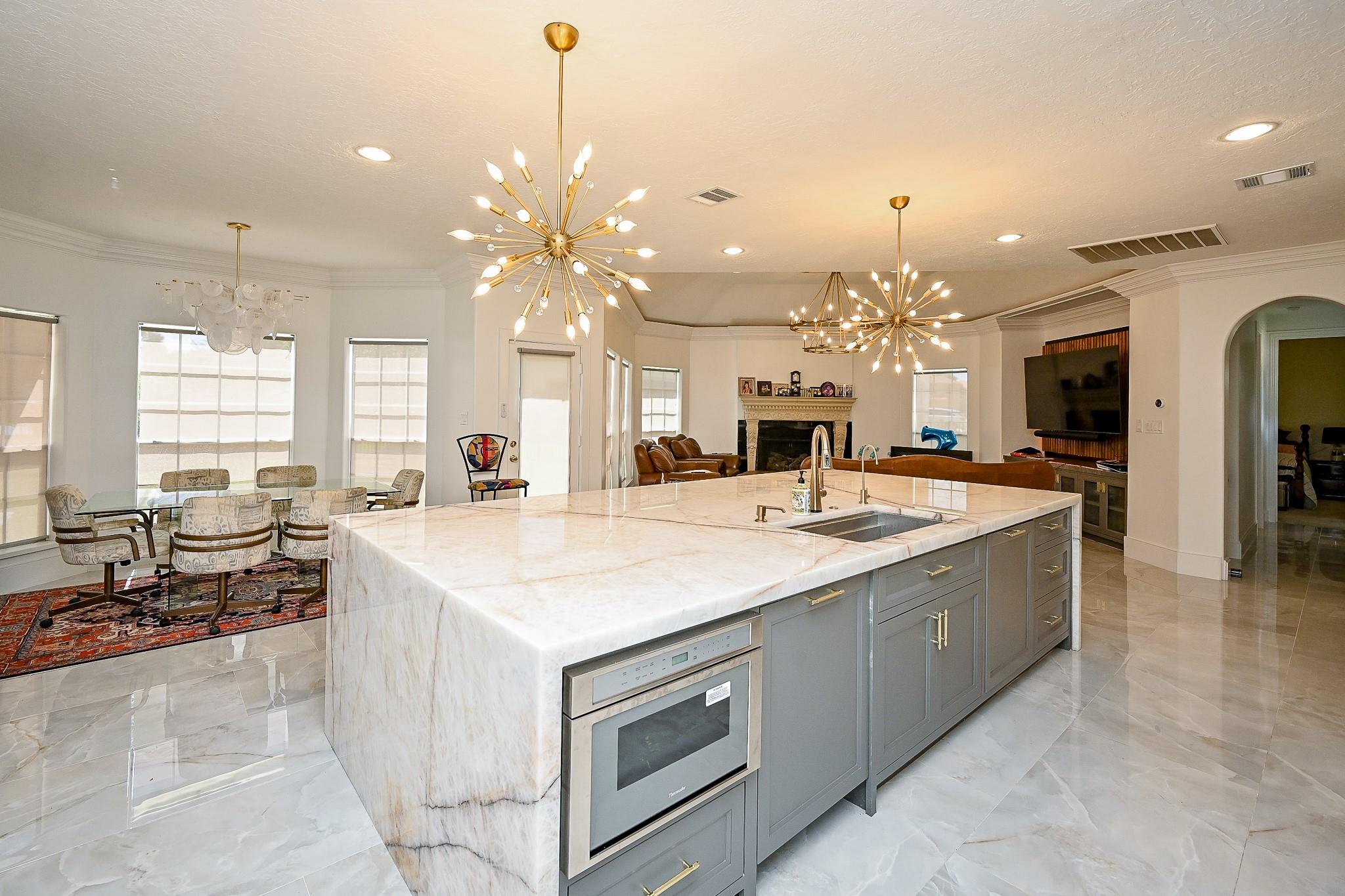 Houston, Texas, 77077, United States, 5 Bedrooms Bedrooms, ,5 BathroomsBathrooms,Residential,Active,1945837