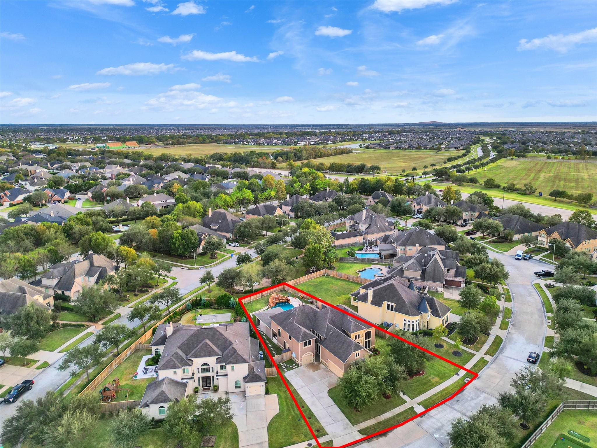 Friendswood, Texas, 77546, United States, 5 Bedrooms Bedrooms, ,5 BathroomsBathrooms,Residential,Active,1971772