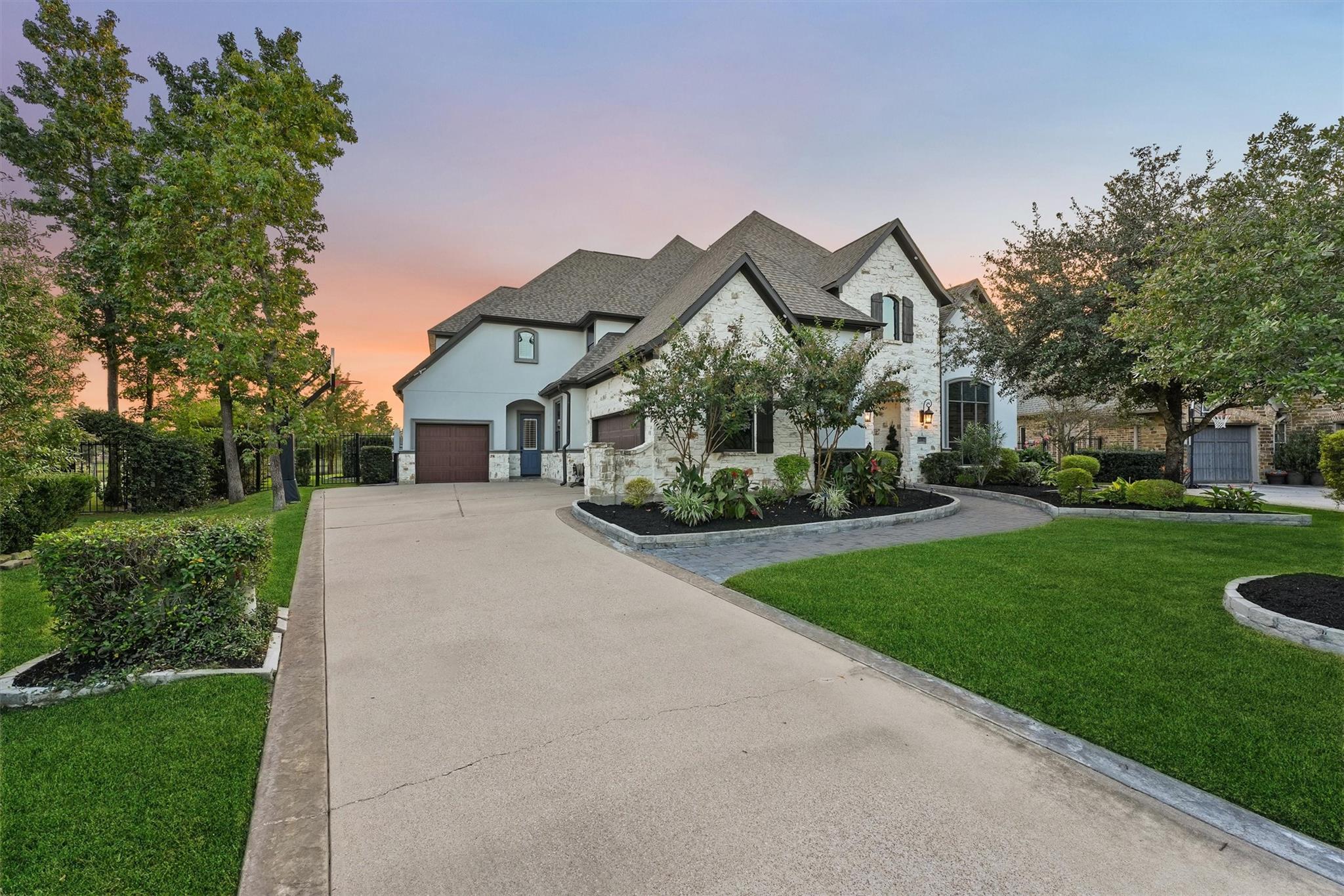 Spring, Texas, 77389, United States, 5 Bedrooms Bedrooms, ,5 BathroomsBathrooms,Residential,Active,1954014