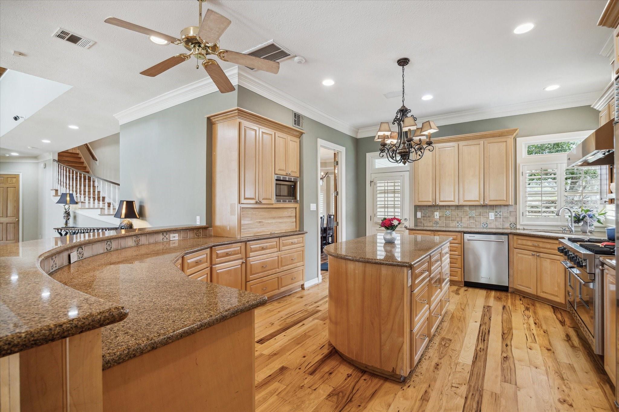 Sugar Land, Texas, 77479, United States, 4 Bedrooms Bedrooms, ,4 BathroomsBathrooms,Residential,Active,1914847